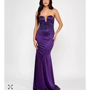 Elegant Purple Strapless Evening Gown